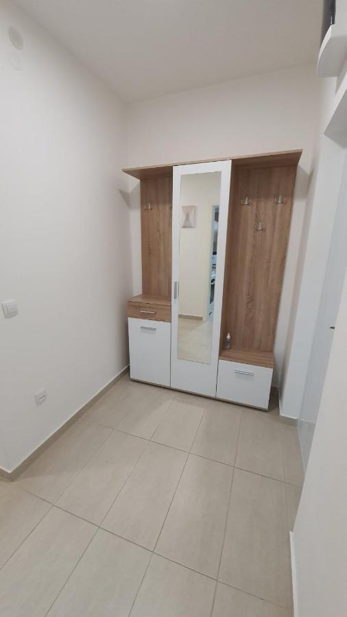 Apartman 8 Vrdnik Exterior photo